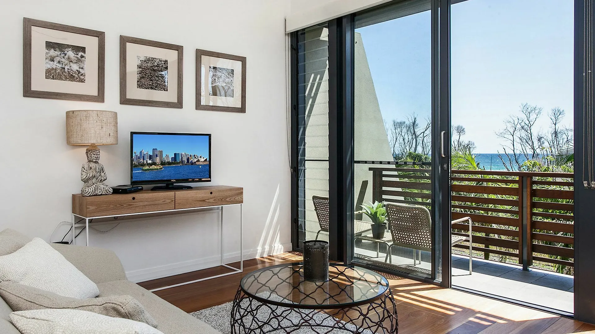 Kiah Bliss - Central & Luxurious With Ocean Views 바이런베이 0*,